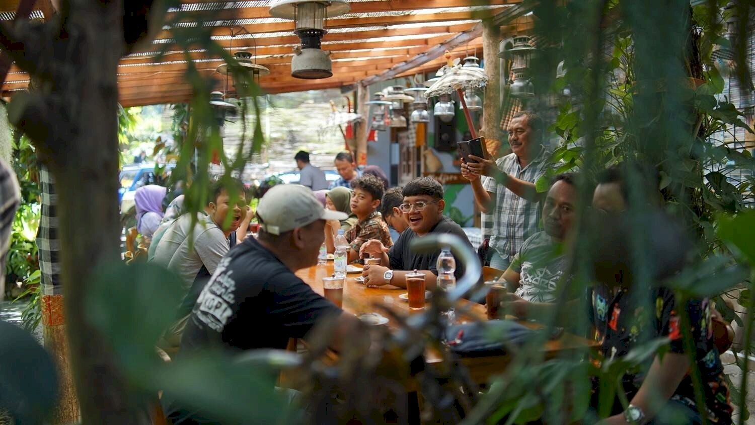 Opsi Villa dan Penginapan Terbaik di Kali Pucung River Tubing